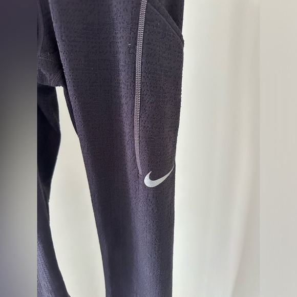 Nike Black Leggings with Side Pockets XS - Picture 3 of 6